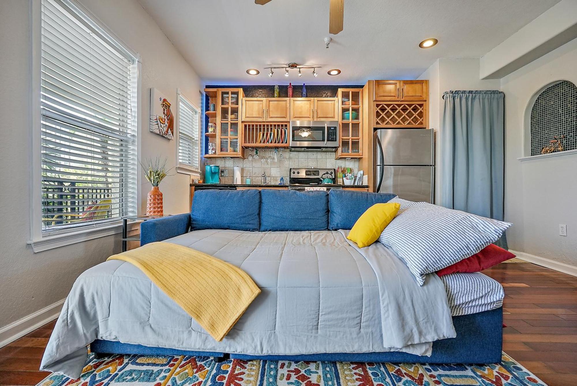 Itz A Vibe - 1 Bedroom Studio In The Heart Of Dtsp St. Petersburg Exterior foto