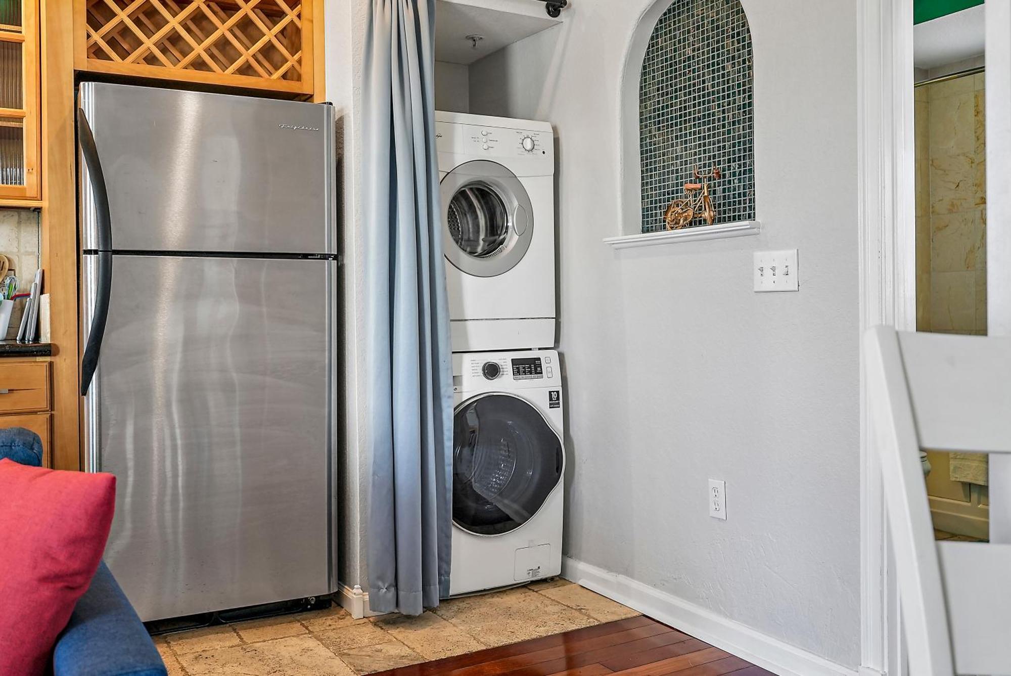 Itz A Vibe - 1 Bedroom Studio In The Heart Of Dtsp St. Petersburg Exterior foto